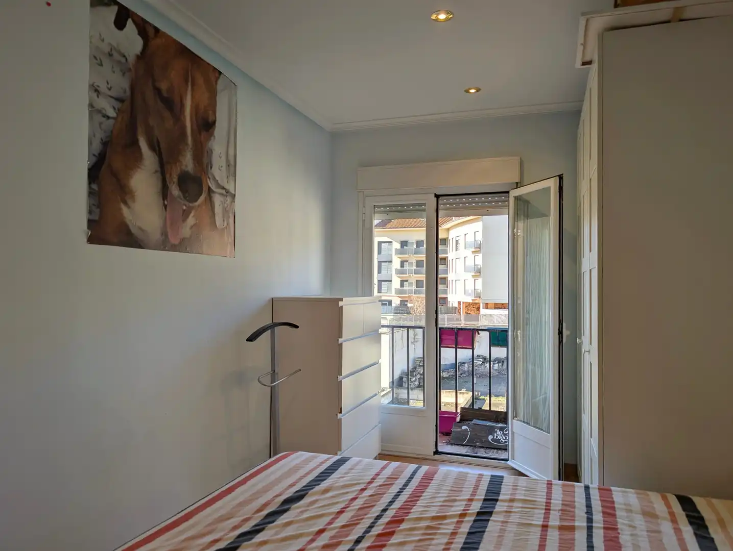 Habitación de Apartamento en venta en Ezcaray con Calefacción, Terraza y Amueblado