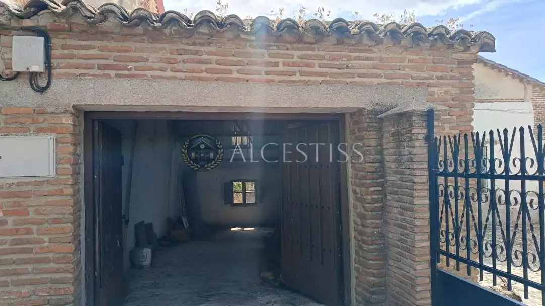 Exterior view of Houses for sale in Méntrida  with Heating, Storage room and Furnished