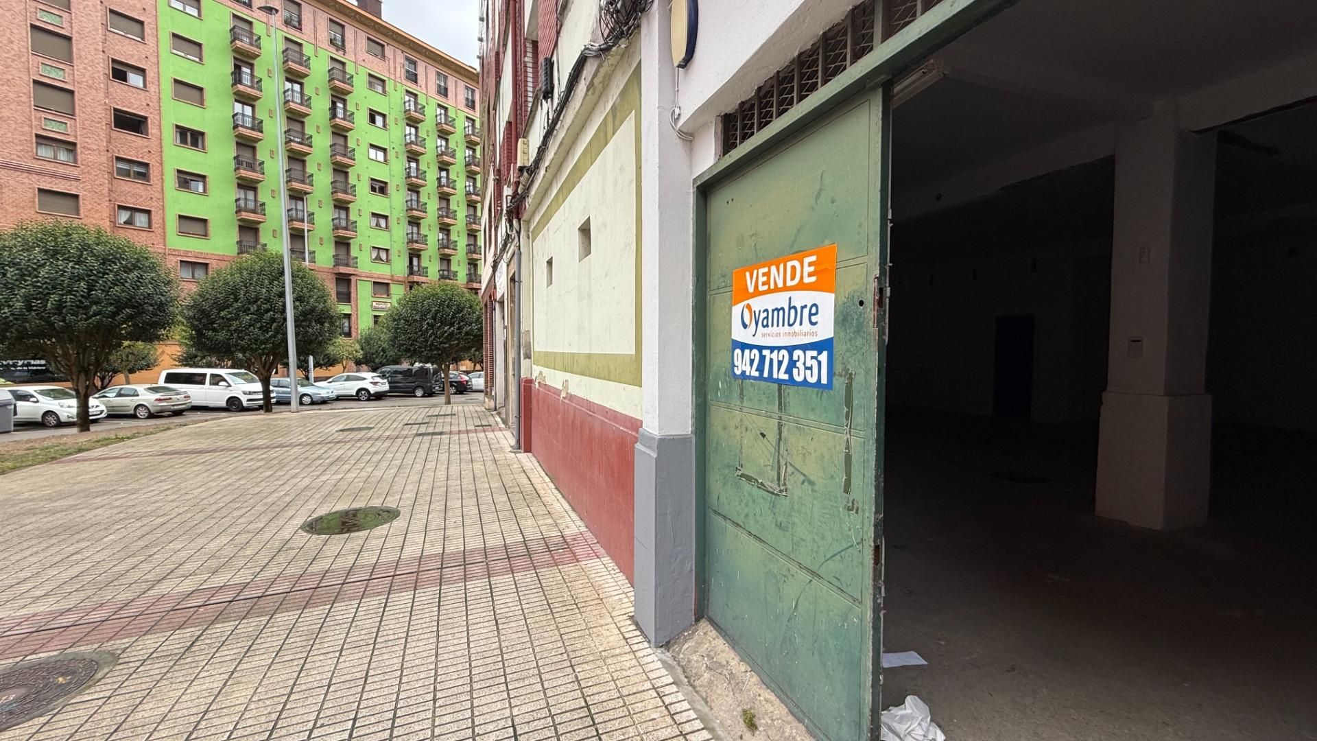 Exterior view of Premises for sale in Avilés