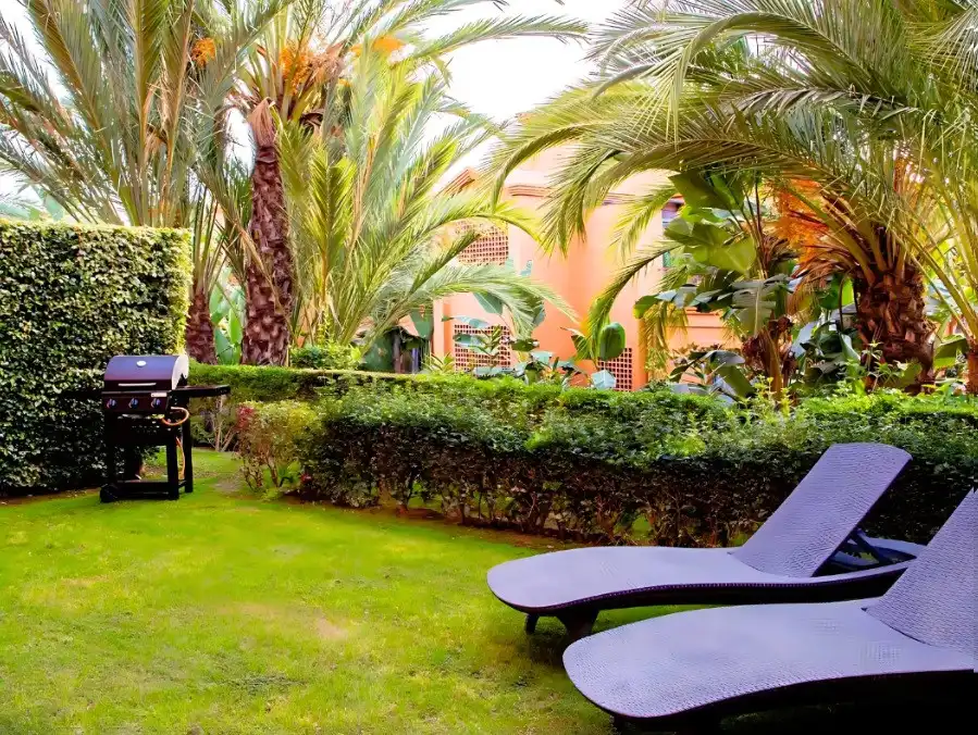 Apartamento con piscina en venta en Estepona Pueblo, imagen 2