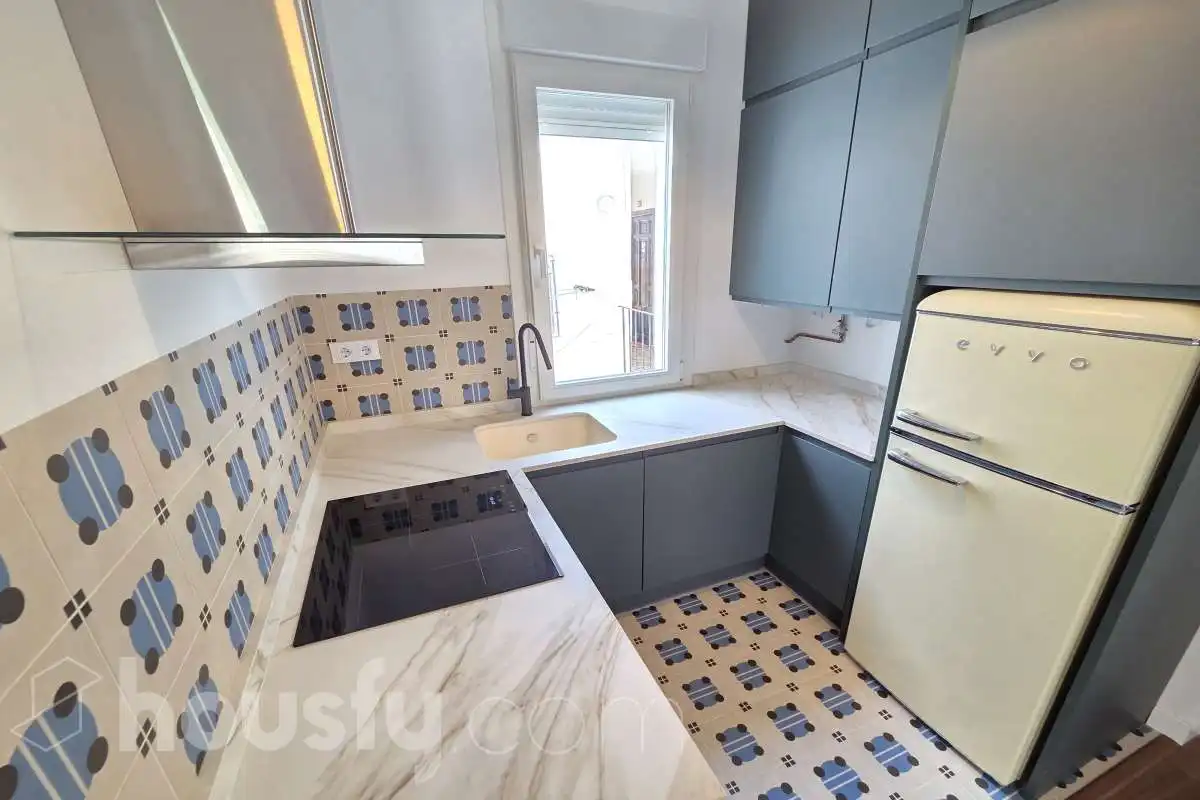 Kitchen of Flat for rent in Madrid  with Heating and Furnished