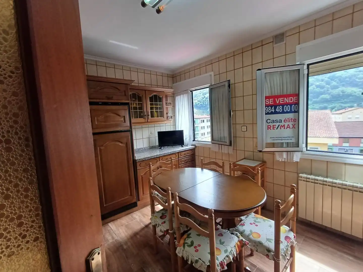 Flat for sale in N/A, Santa Marina - Polígono