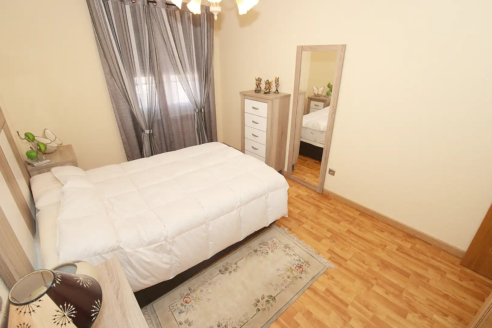 Habitación de Casa o chalet en venta en Torremocha de Jarama con Aire acondicionado, Calefacción y Jardín privado