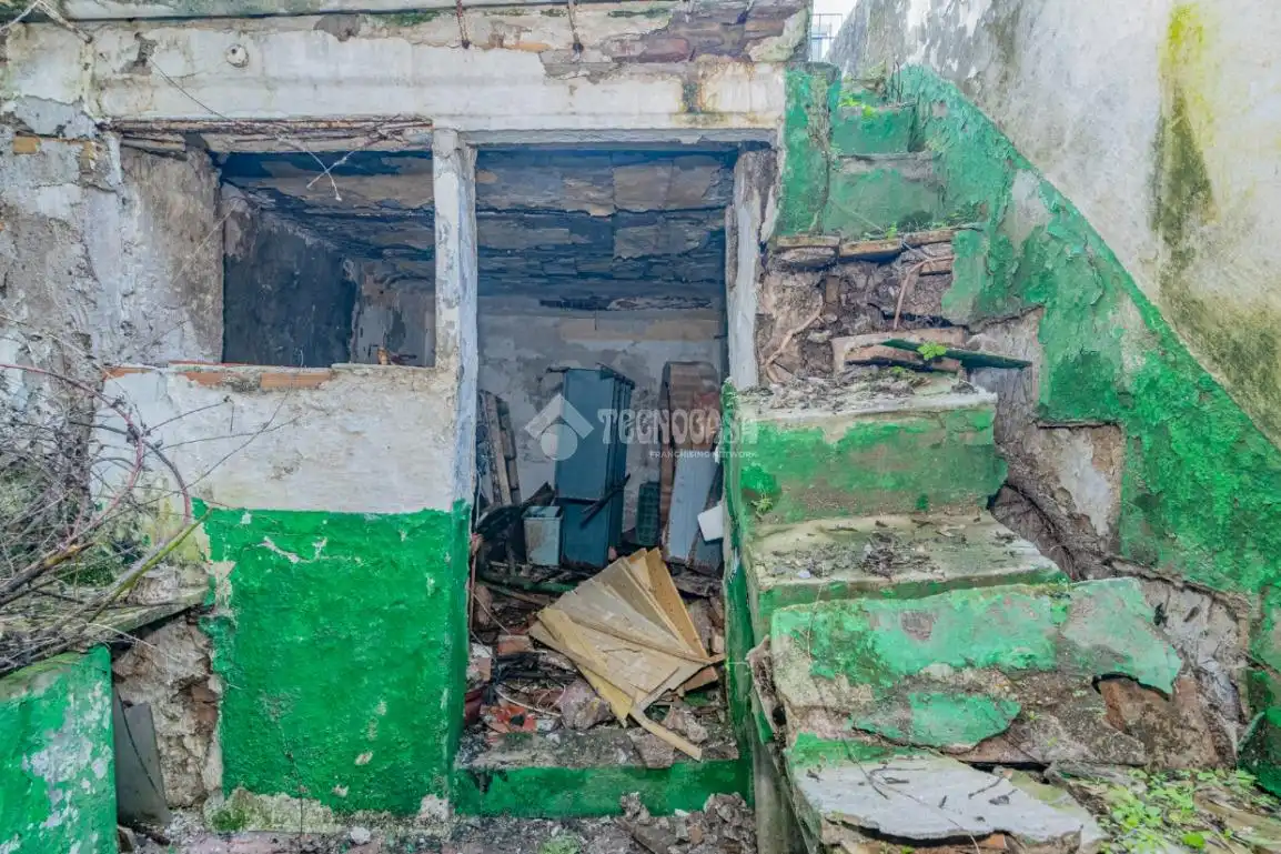 Casa aparellada amb balcó en venda a Loja, imagen 15