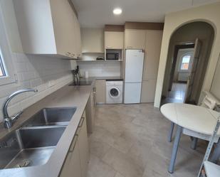 Kitchen of Flat to rent in Vic  with Heating, Oven and Washing machine