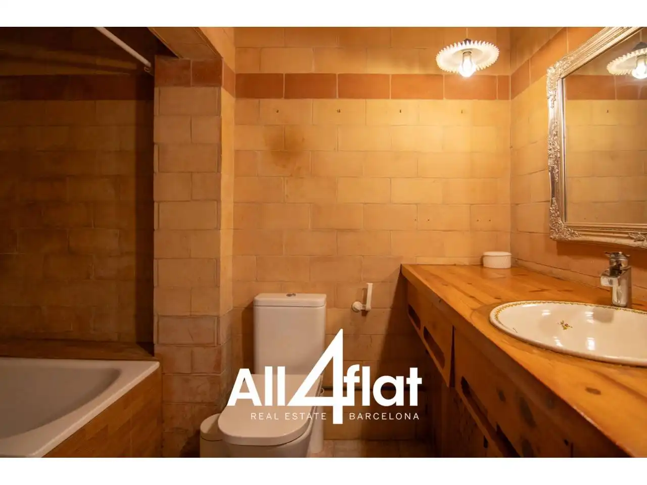 Baño de Piso en venta en Barcelona con Aire acondicionado, Parquet y Terraza