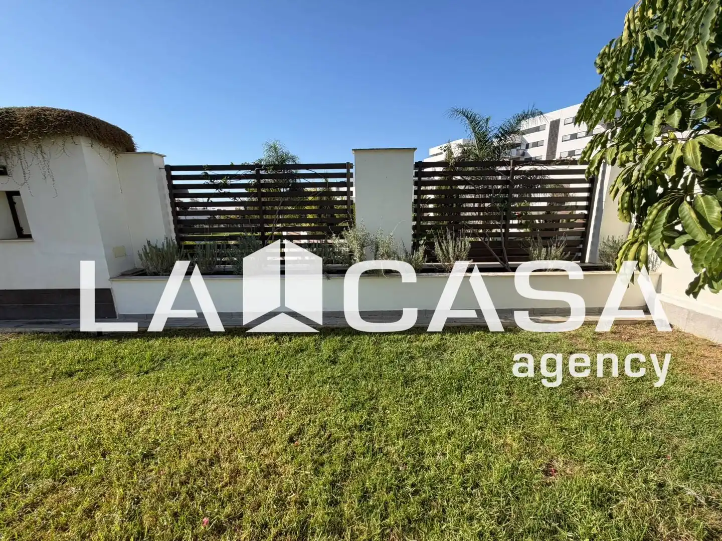 Semi-detached house for sale in Entrenúcleos, imagen 38