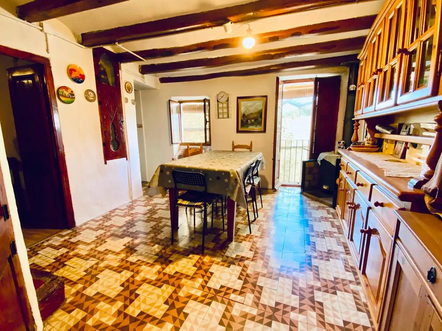 Menjador de Casa o xalet en venda en Sant Guim de Freixenet amb Calefacció i Traster