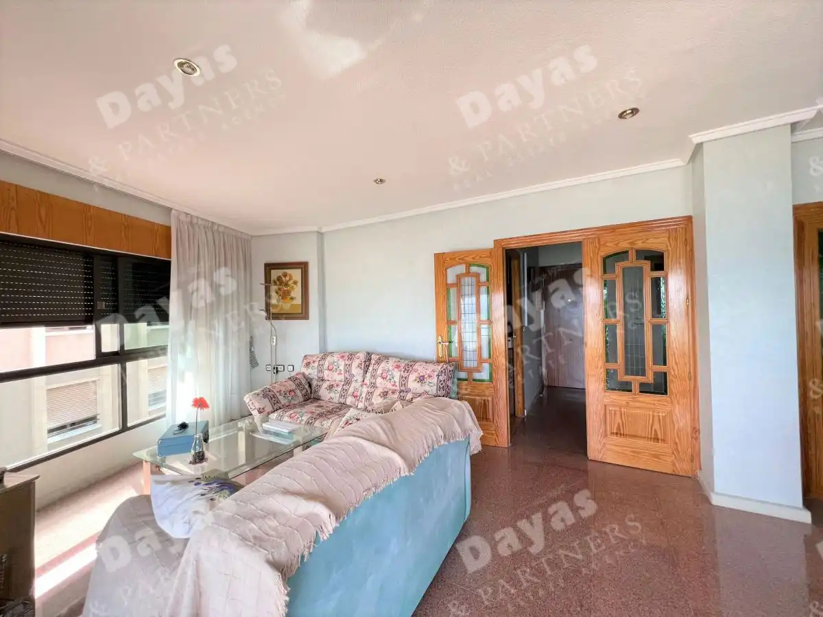 Living room of Flat for sale in Torrevieja  with Terrace and Furnished
