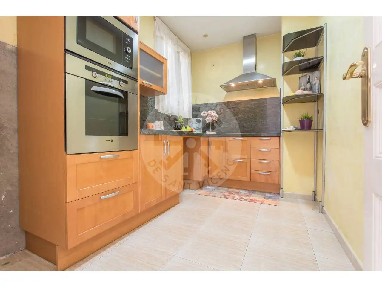 Cocina de Piso en venta en Manresa con Calefacción y Balcón