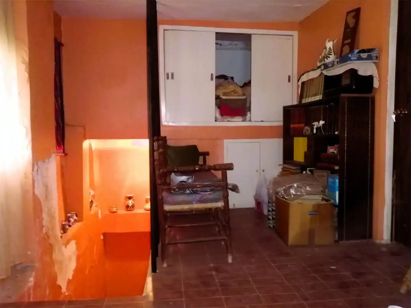 Finca rústica en venda en Hueva amb Jardí privat, Traster i Moblat