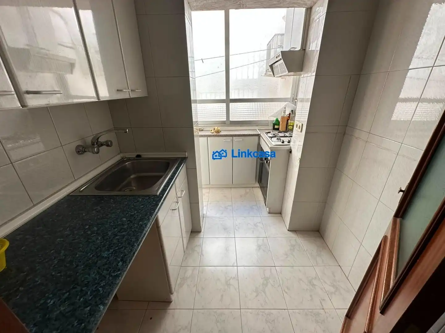 Cuina de Pis en venda en Madrid amb Calefacció, Parquet i Terrassa