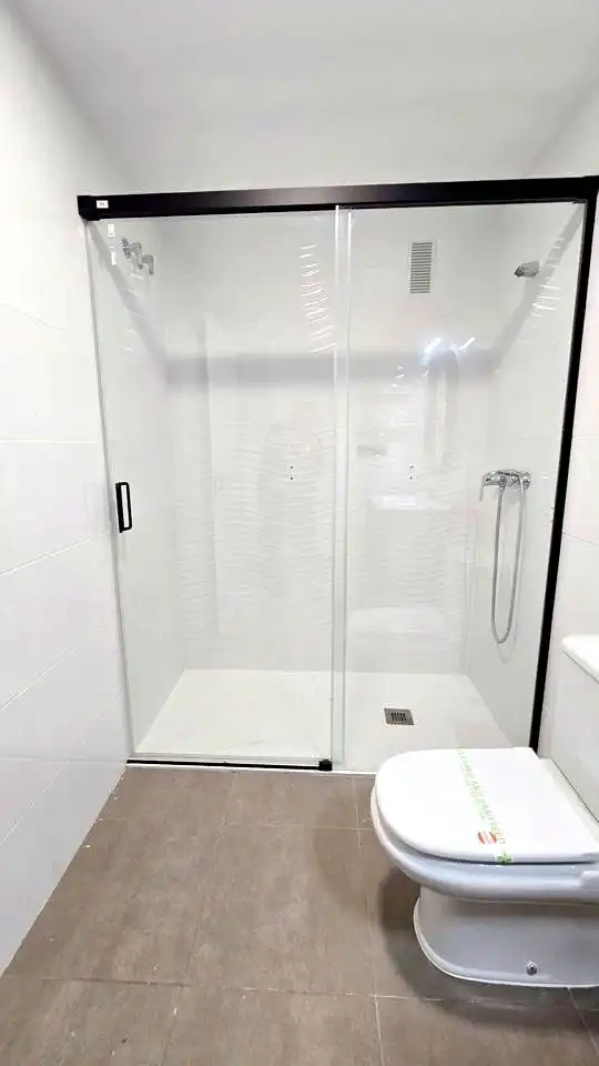Badezimmer von Wohnung zur Miete in Gandia mit Klimaanlage, Terrasse und Möbliert