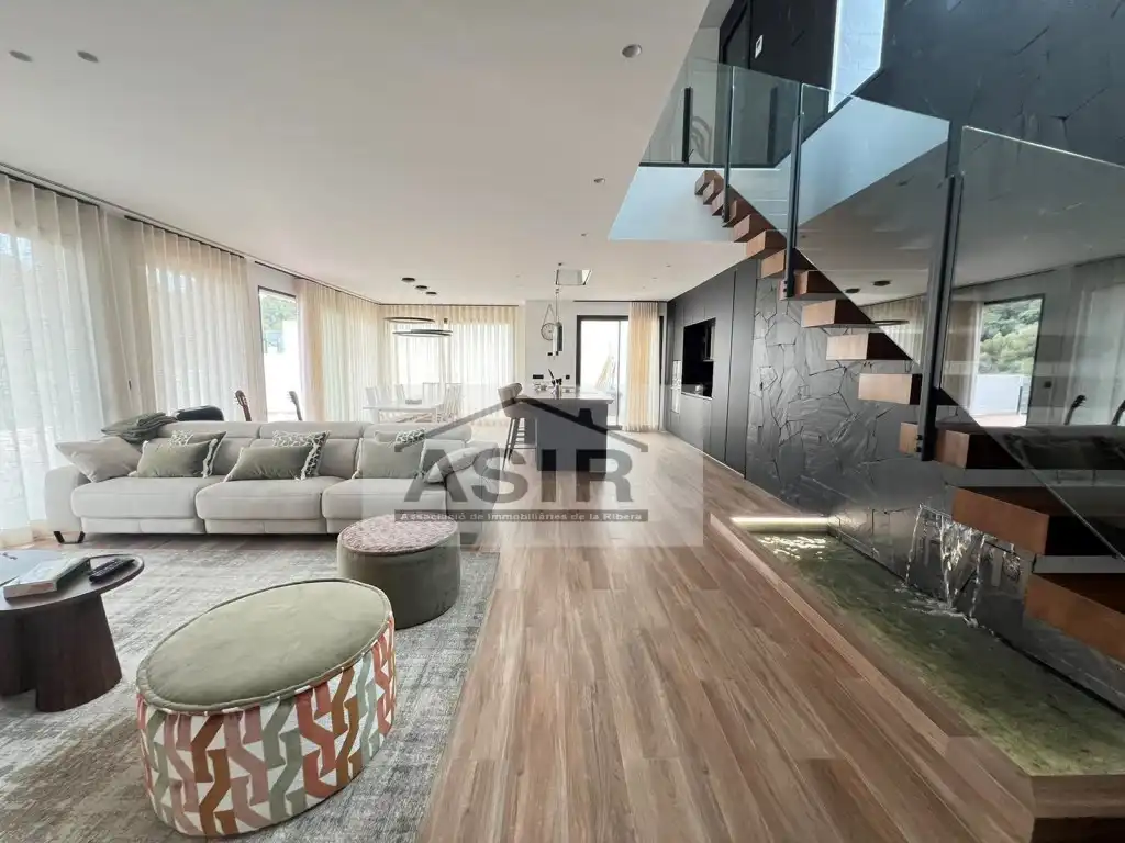 Sala de estar de Casa o chalet en venta en Alzira con Aire acondicionado, Terraza y Piscina