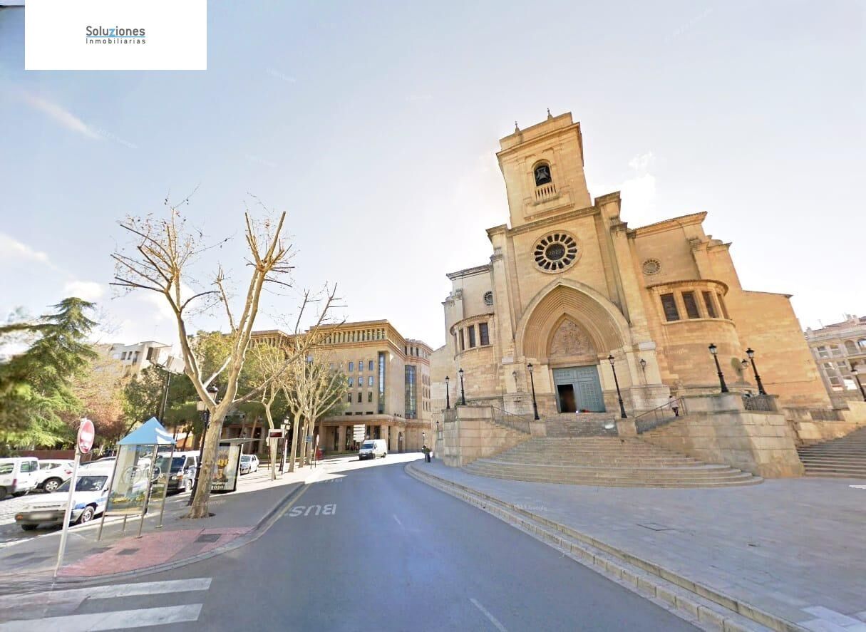 Exterior view of Attic for sale in  Albacete Capital  with Air Conditioner and Terrace