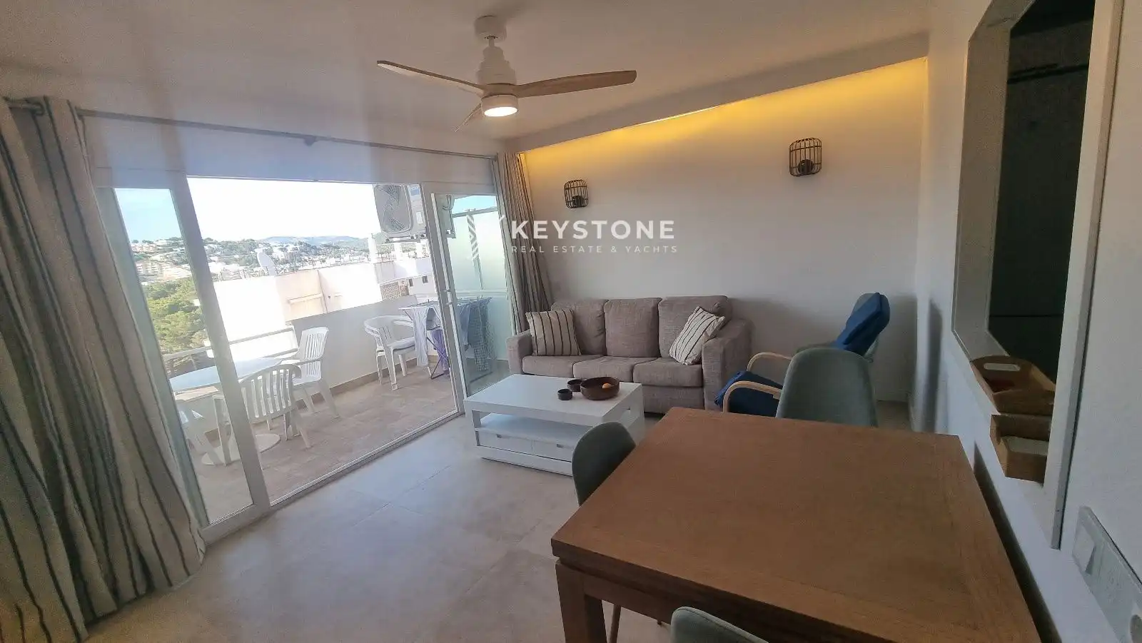 Terrasse von Wohnung zur Miete in Calvià mit Terrasse, Schwimmbad und Gemeinschaftspool