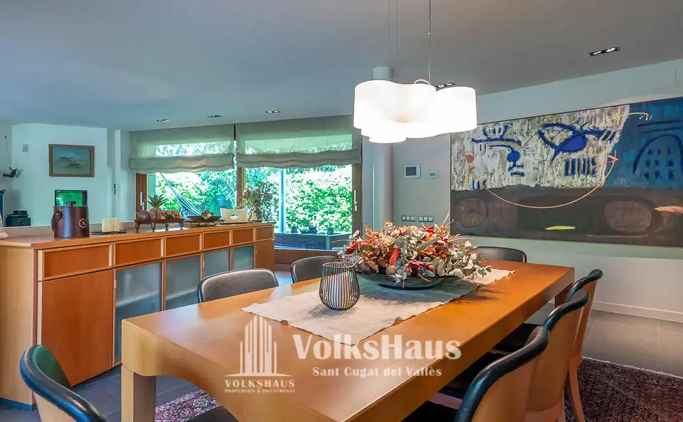 Esszimmer von Haus oder Chalet zum Verkauf in Sant Cugat del Vallès mit Klimaanlage, Heizung und Privatgarten