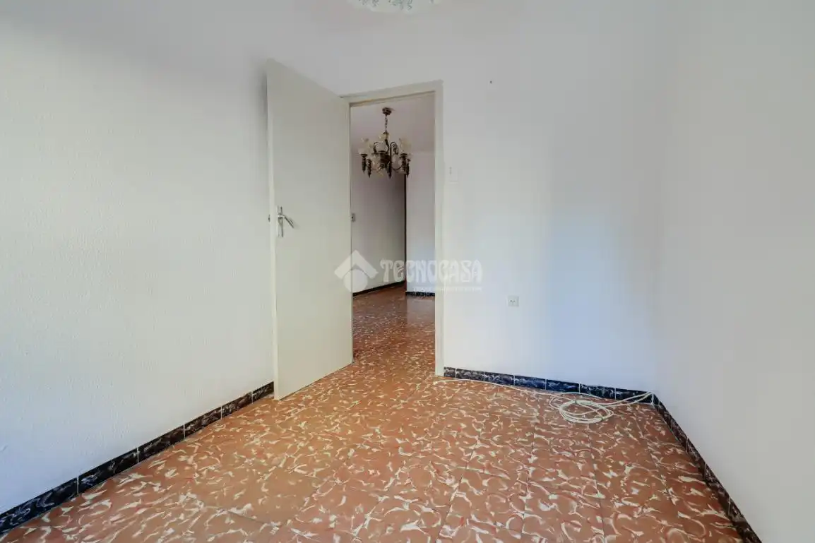 Flat for sale in Salut - Lloreda