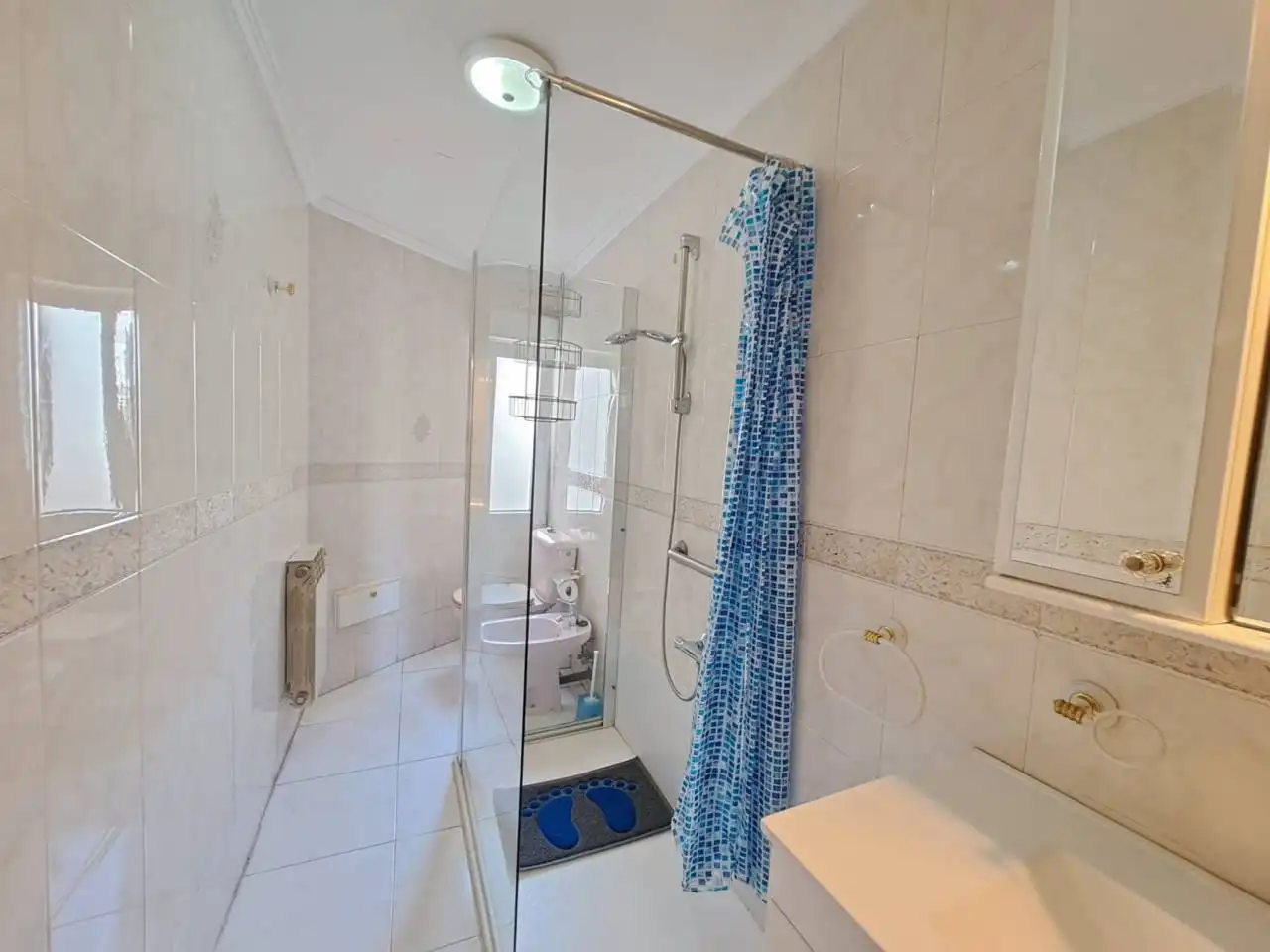 Baño de Piso en venta en Burgos con Calefacción