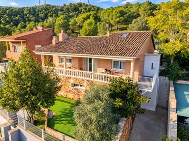 Haus mit Balkon zum Verkauf in Carrer TURIA