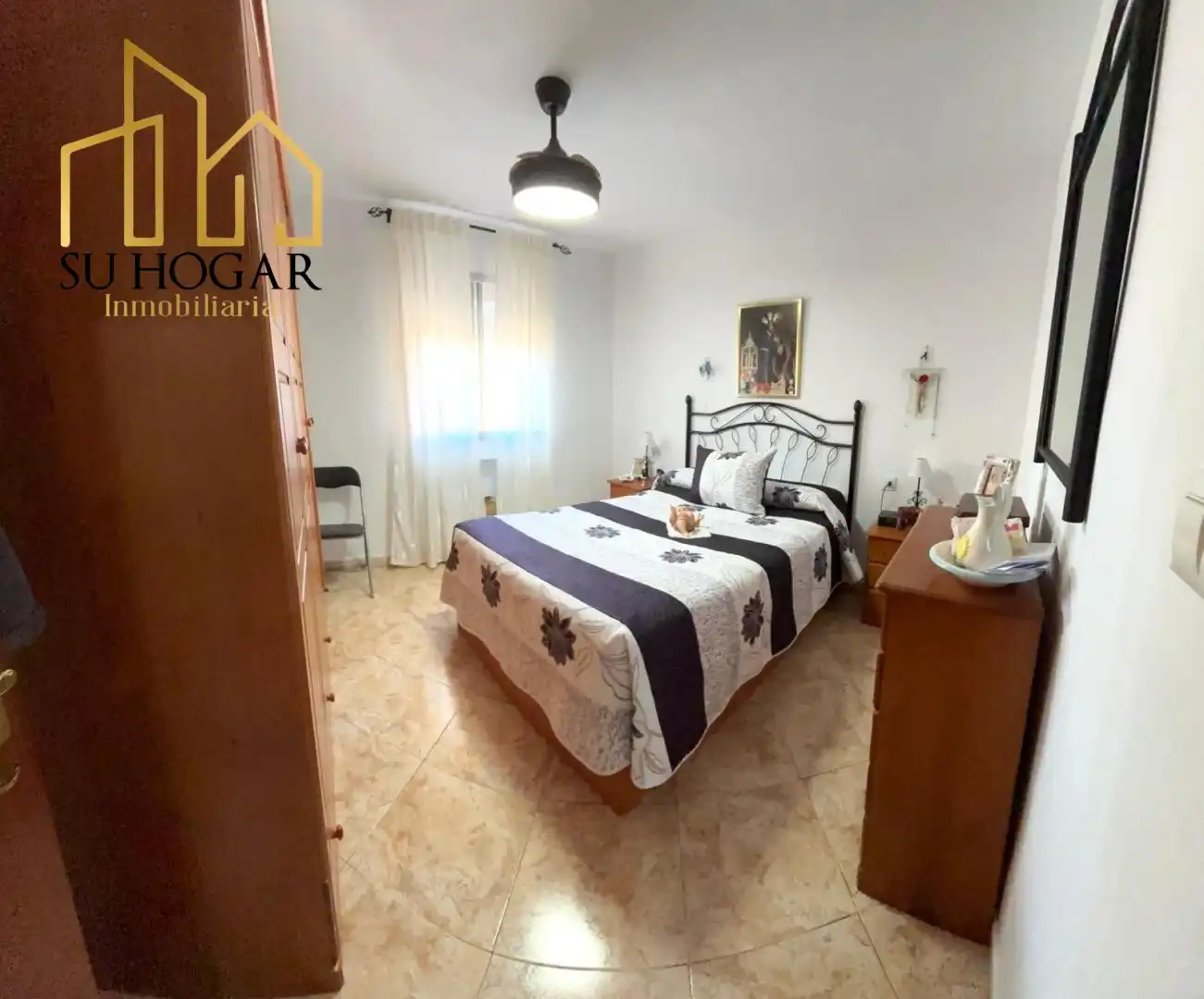 Bedroom of Flat for sale in Rota