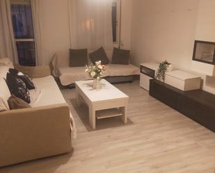 Living room of Flat to rent in Villarejo de Salvanés  with Air Conditioner, Heating and Parquet flooring