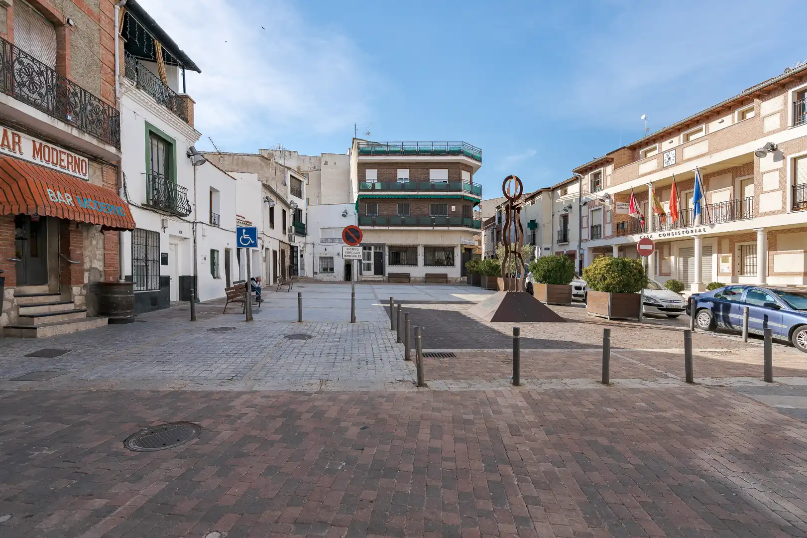 Vista exterior de Casa o xalet en venda en Tielmes amb Aire condicionat, Calefacció i Jardí privat
