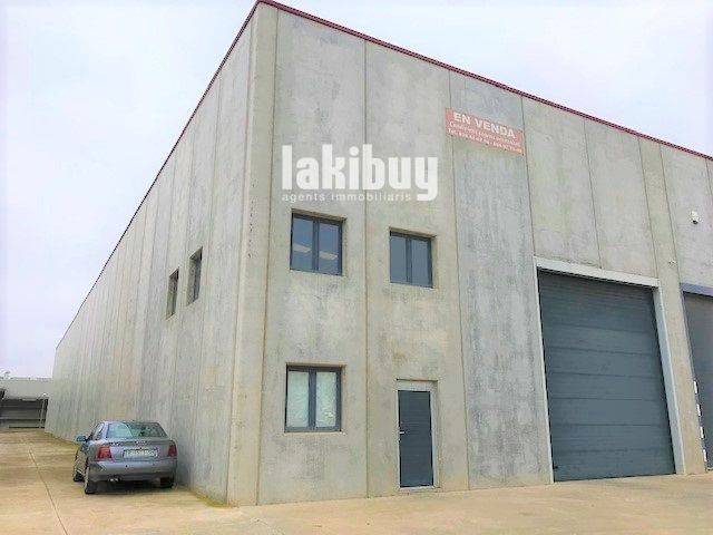 Nave industrial en Venta en Plaça del Carme en Tàrrega