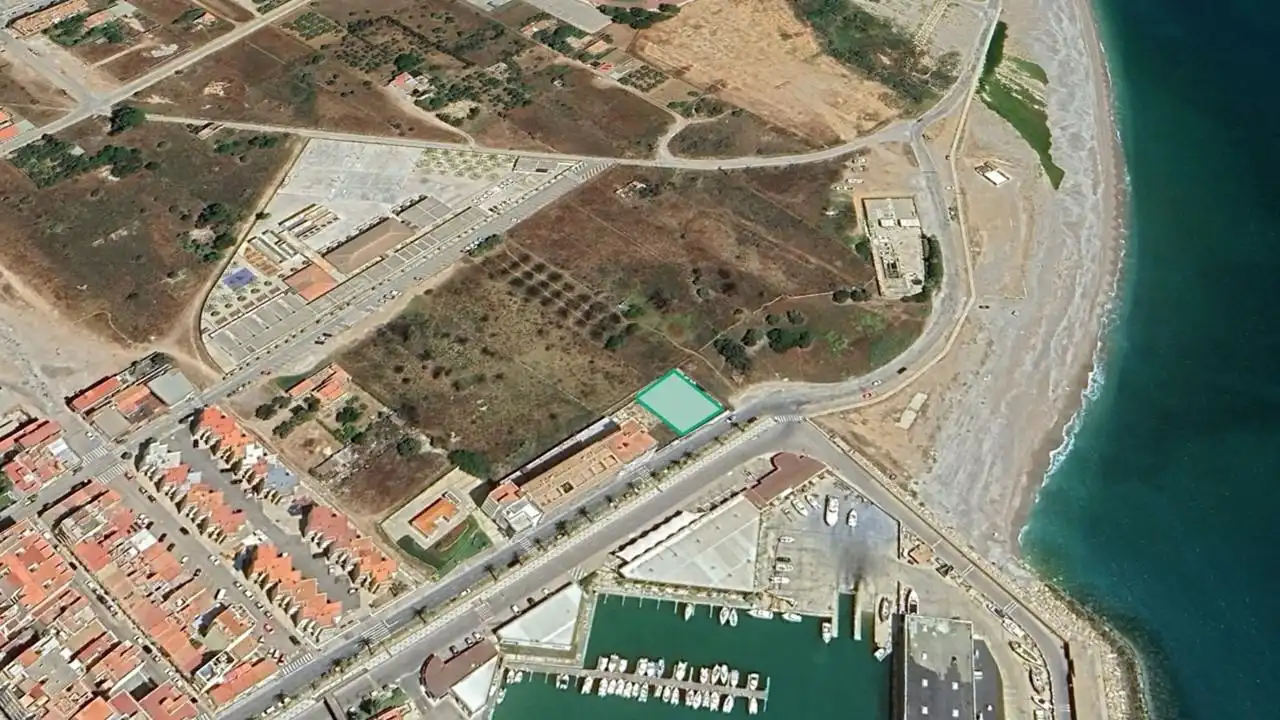Terreno residencial en venta en Avenida del Marqués de Benicarló, imagen 3