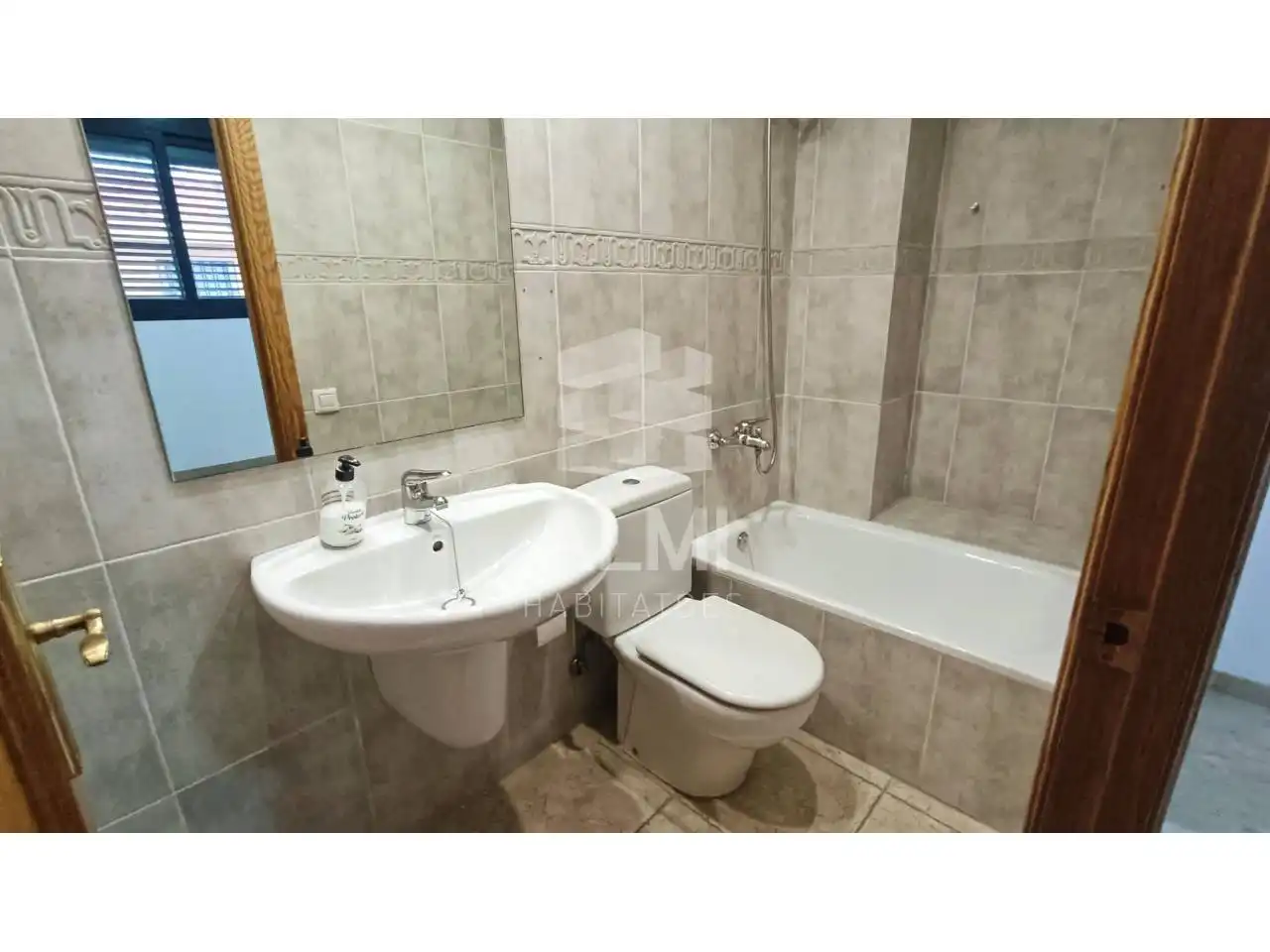 Baño de Casa o chalet en venta en Barcelona con Aire acondicionado, Calefacción y Terraza