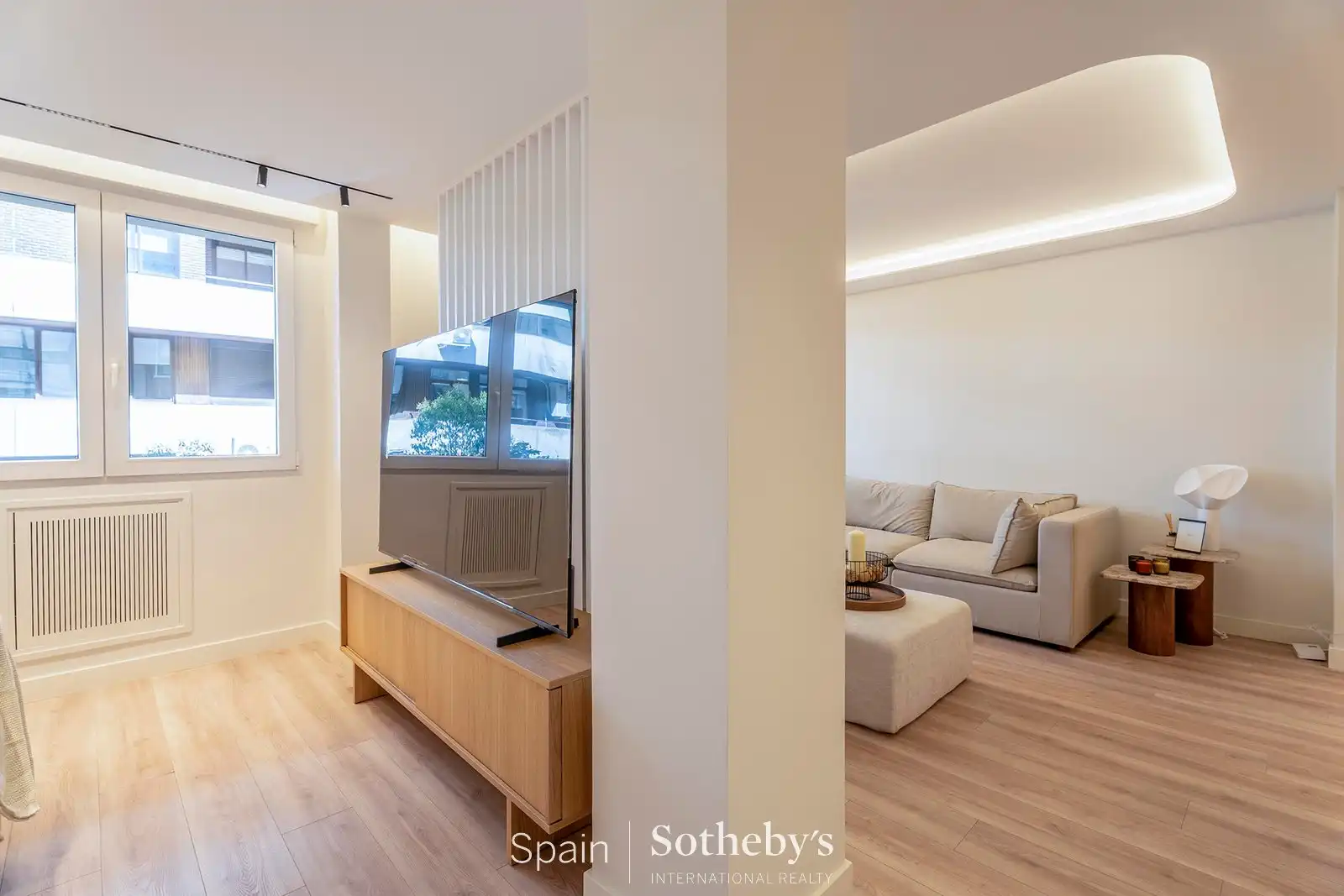 Apartamento con ascensor en venta en Calle de Meléndez Valdés, imagen 3
