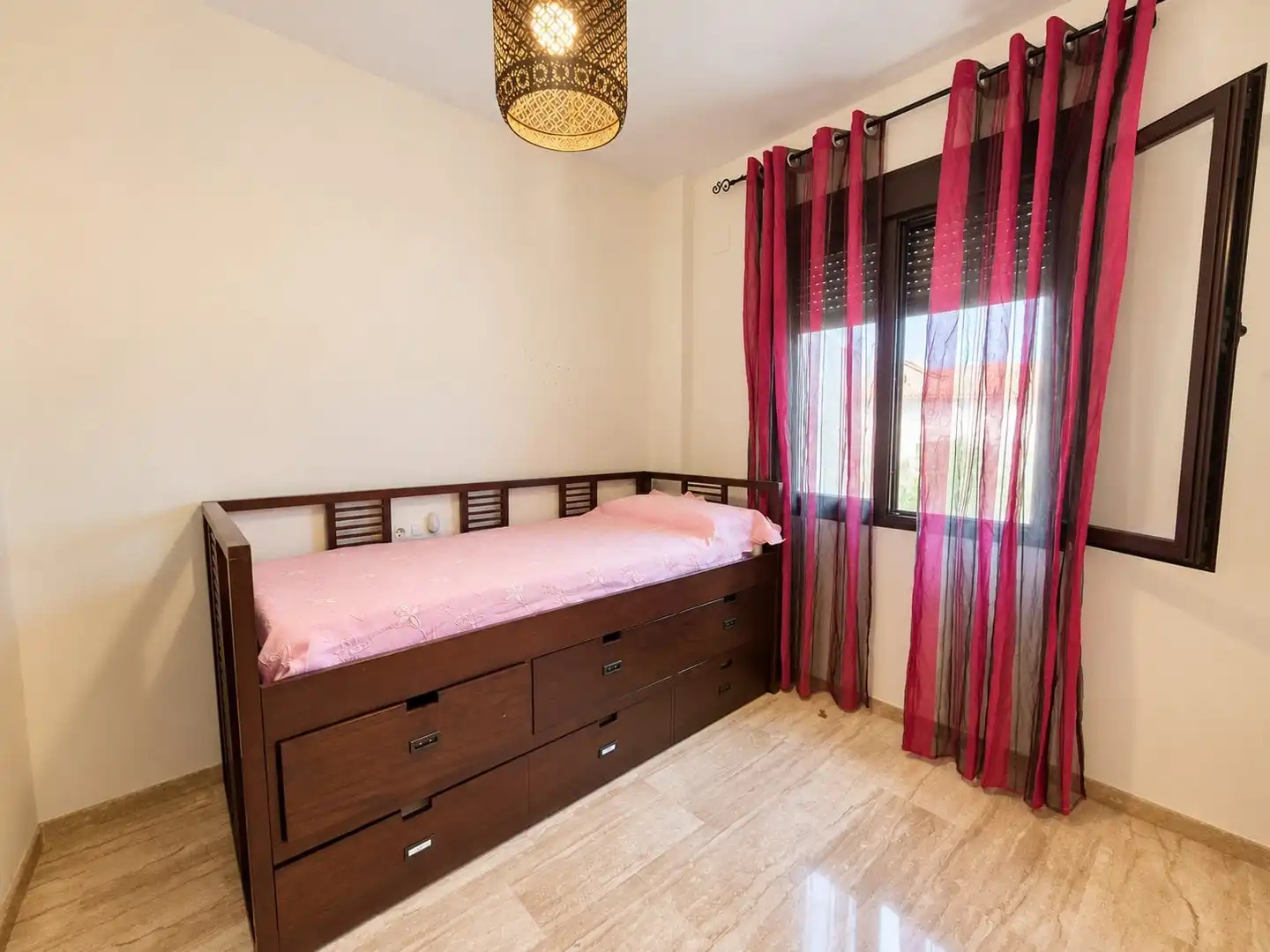 Schlafzimmer von Dachboden zum Verkauf in Priego de Córdoba, Córdoba