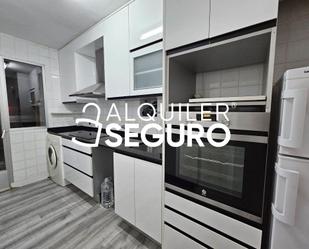 Kitchen of Flat to rent in  Madrid Capital  with Heating and Terrace