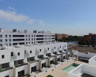 Exterior view of Single-family semi-detached for sale in  Murcia Capital  with Terrace, Storage room and Community pool