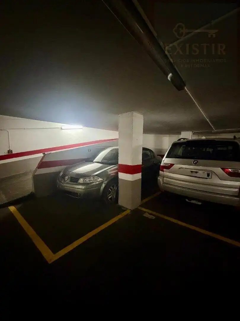 Parking à vendre à San Pablo y Santa Marina, imagen 3