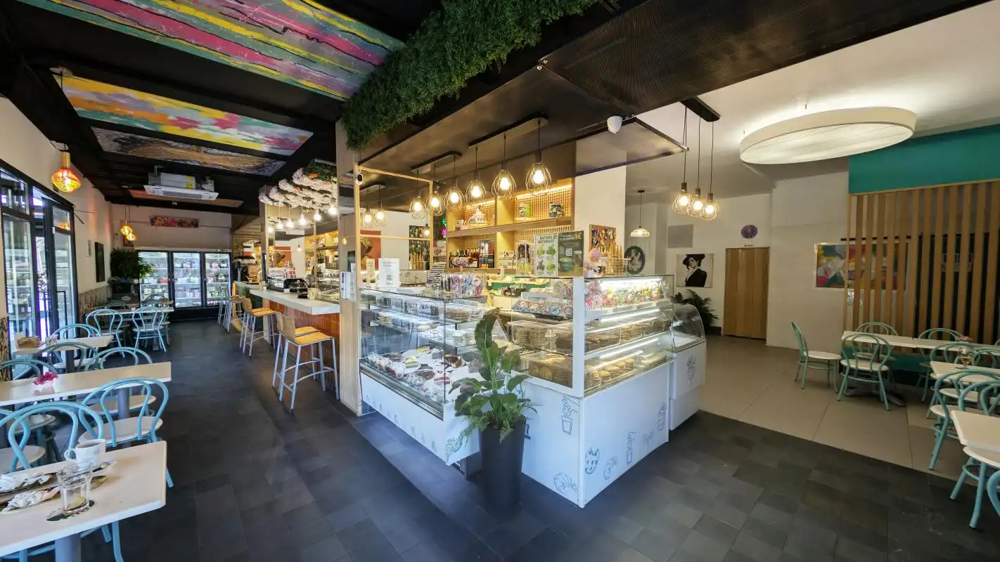 Commercial properties for sale in Alicante / Alacant  with Heating