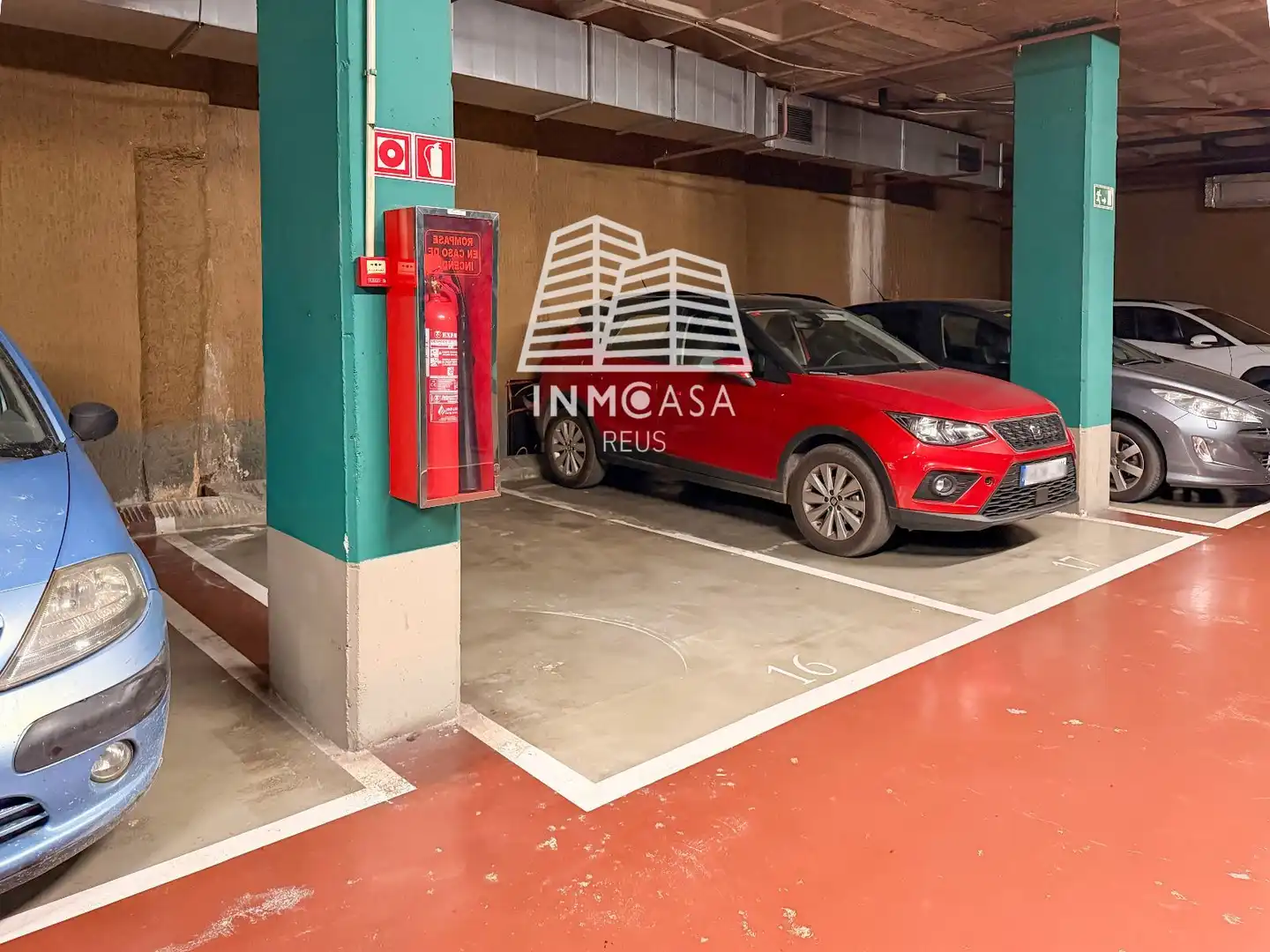 Parking of Duplexes for sale in Reus  with Air Conditioner, Terrace and Swimming Pool