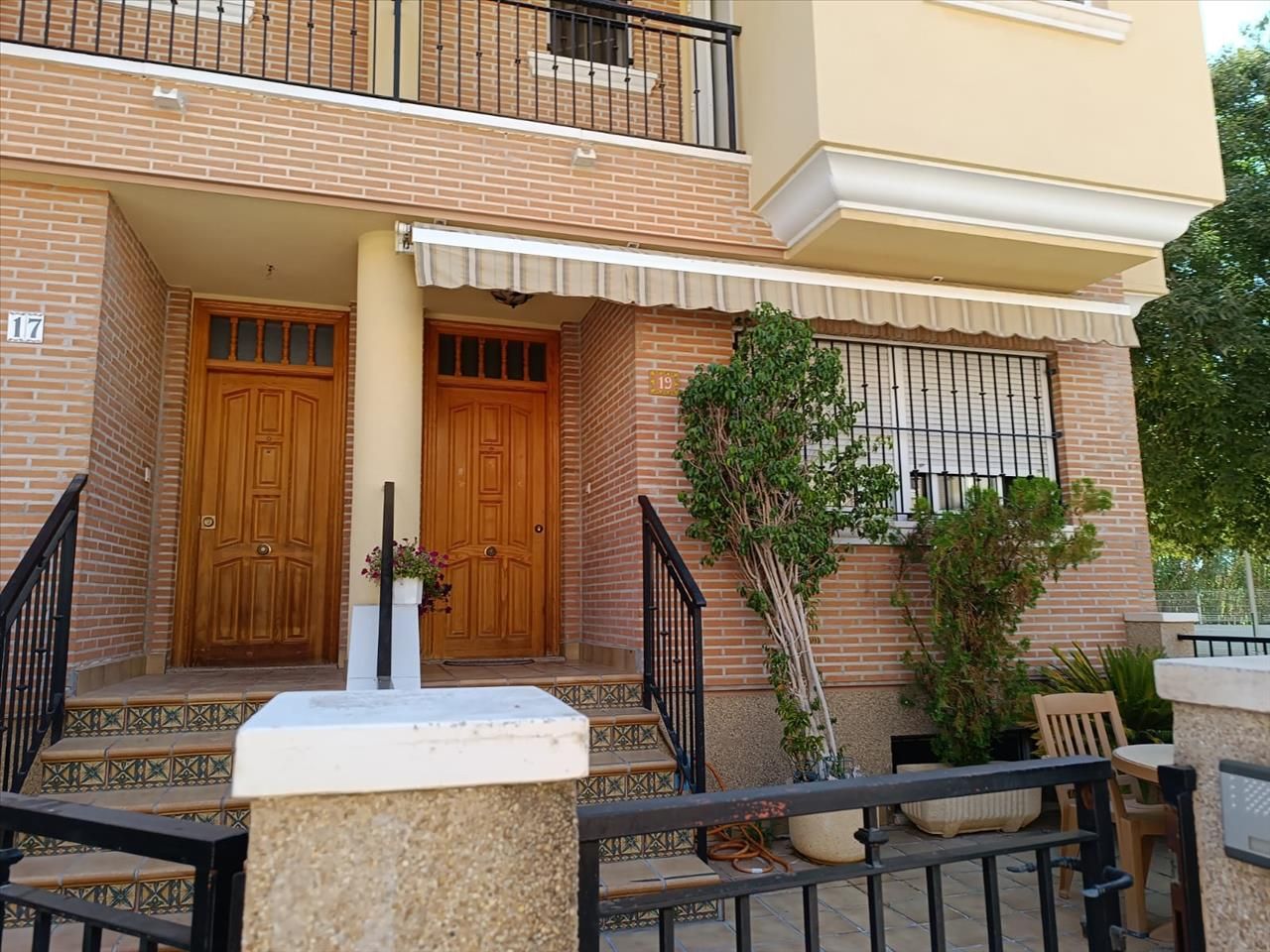 Exterior view of Single-family semi-detached for sale in  Murcia Capital