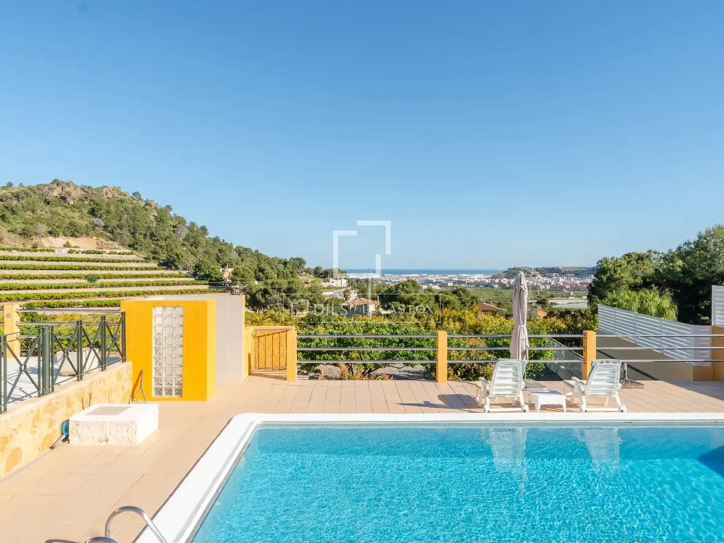 Schwimmbecken von Haus oder Chalet zum Verkauf in Sagunto / Sagunt mit Klimaanlage, Heizung und Privatgarten