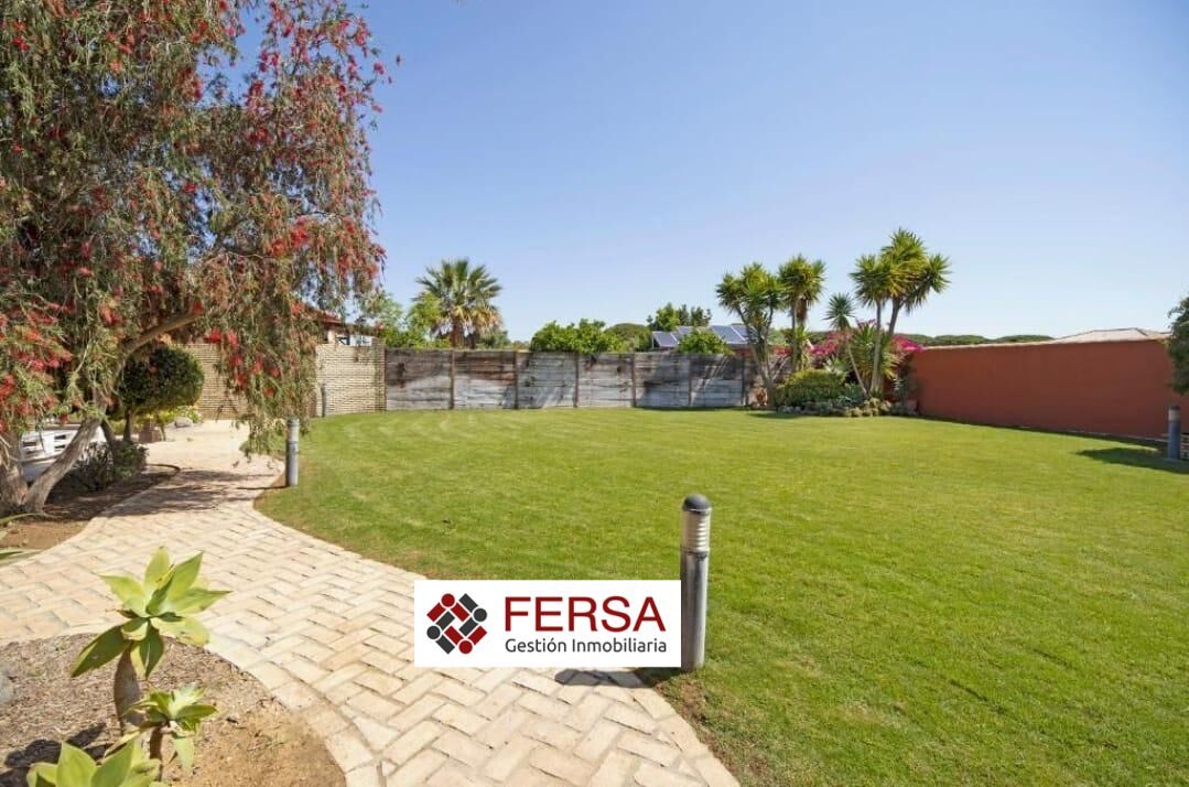 Garden of House or chalet for sale in Chiclana de la Frontera  with Heating and Storage room
