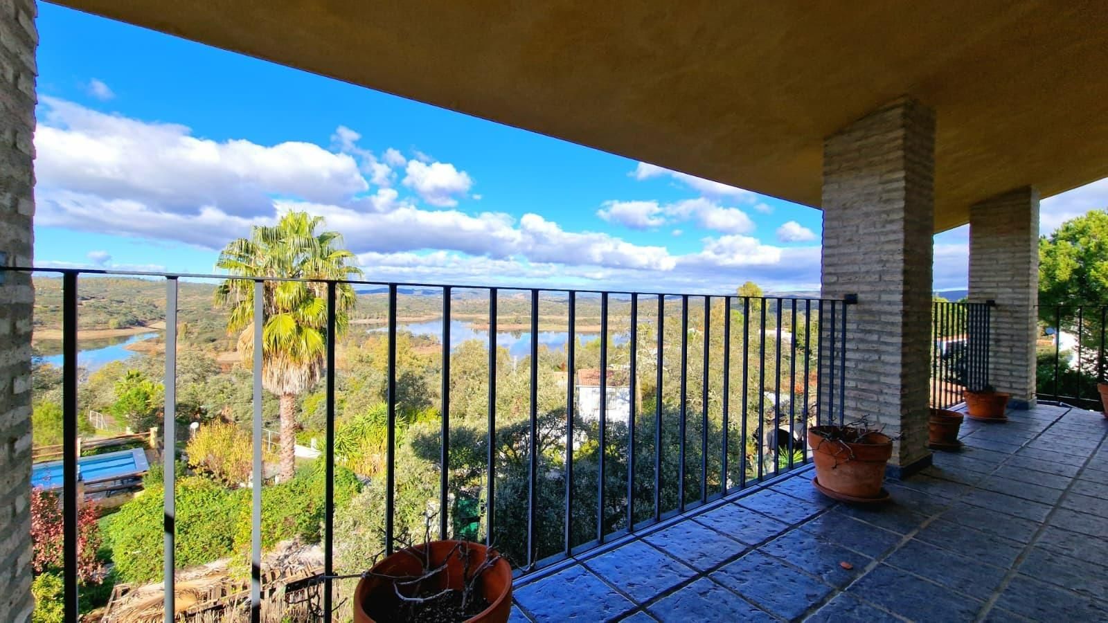 Terrassa de Casa o xalet en venda en Guillena amb Aire condicionat, Jardí privat i Terrassa