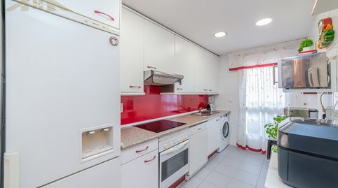 Foto 5 de Piso en venta en Calle de César Pastor Llopis, Santa Eugenia, Madrid Capital