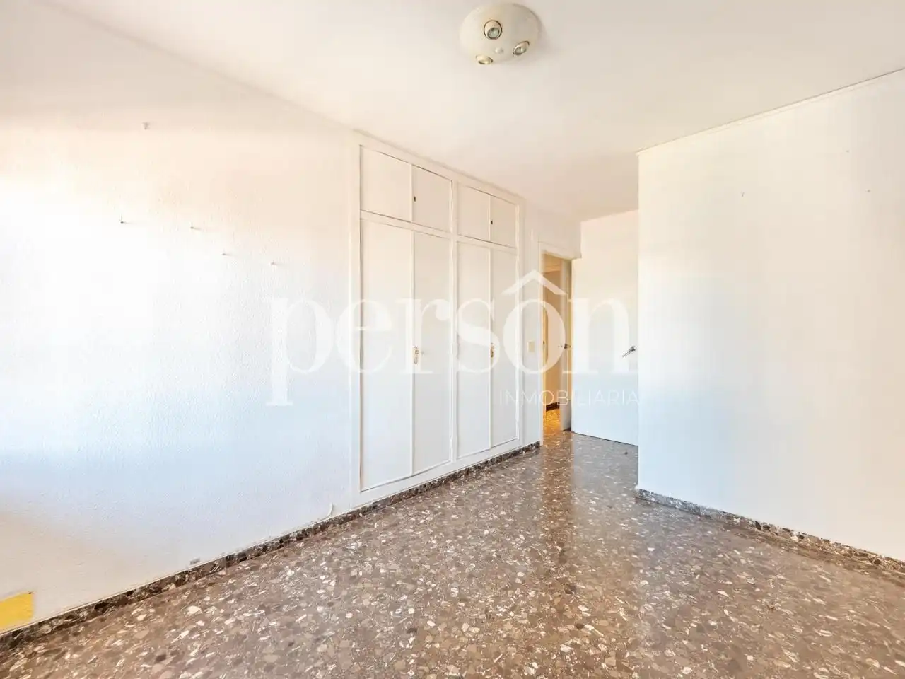 Habitación de Piso de alquiler en Valencia con Aire acondicionado y Terraza