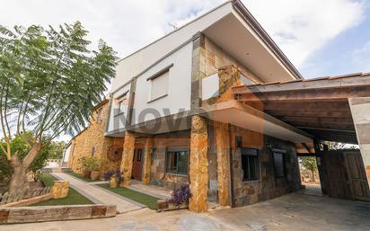 Exterior view of House or chalet for sale in Picassent  with Private garden, Furnished and Community pool