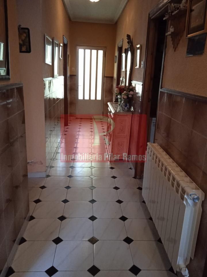 House or chalet for sale in Destriana  with Heating, Private garden and Parquet flooring