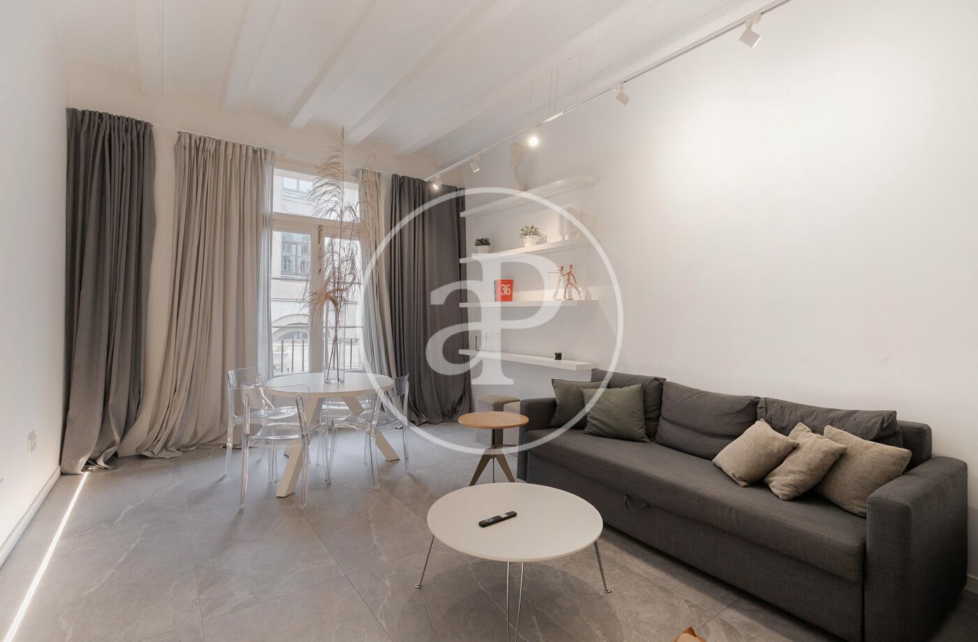 Sala d'estar de Pis en venda en  Barcelona Capital amb Aire condicionat, Calefacció i Moblat