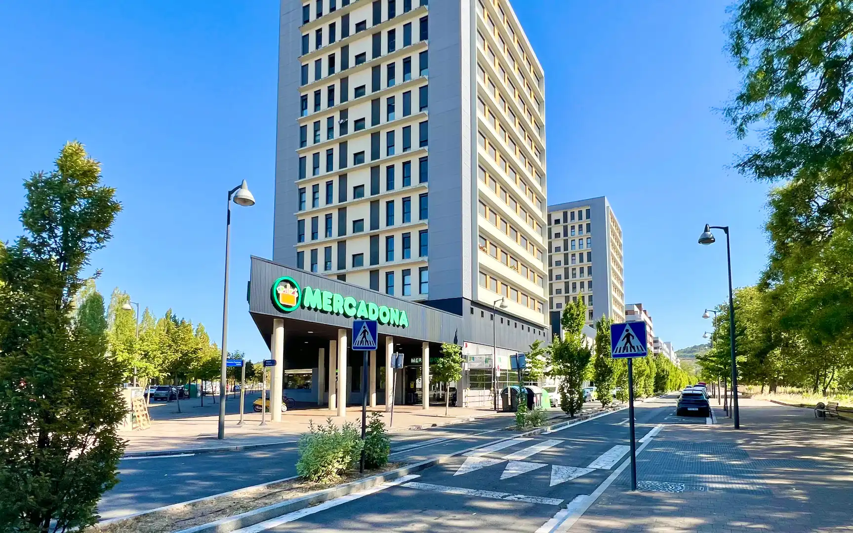 Außenansicht von Wohnung zum Verkauf in Vitoria - Gasteiz mit Heizung, Parkett und Terrasse