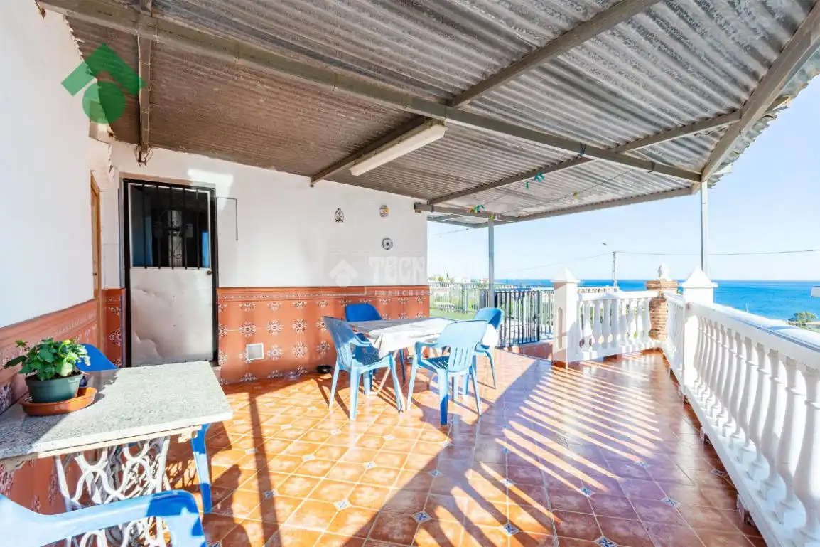 Terrace of Detached homes for sale in Vélez-Málaga