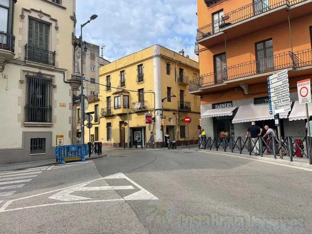 Casa en venda a Calle Mossen Cinto Verdaguer