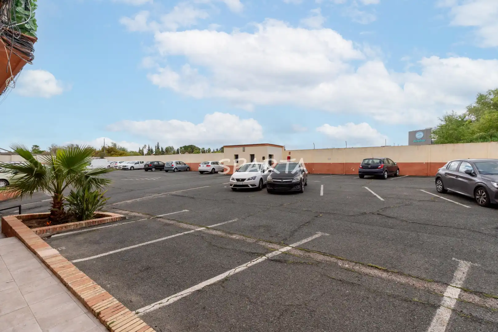 Parking de Piso en venta en Castilleja de la Cuesta con Aire acondicionado, Horno y Microondas
